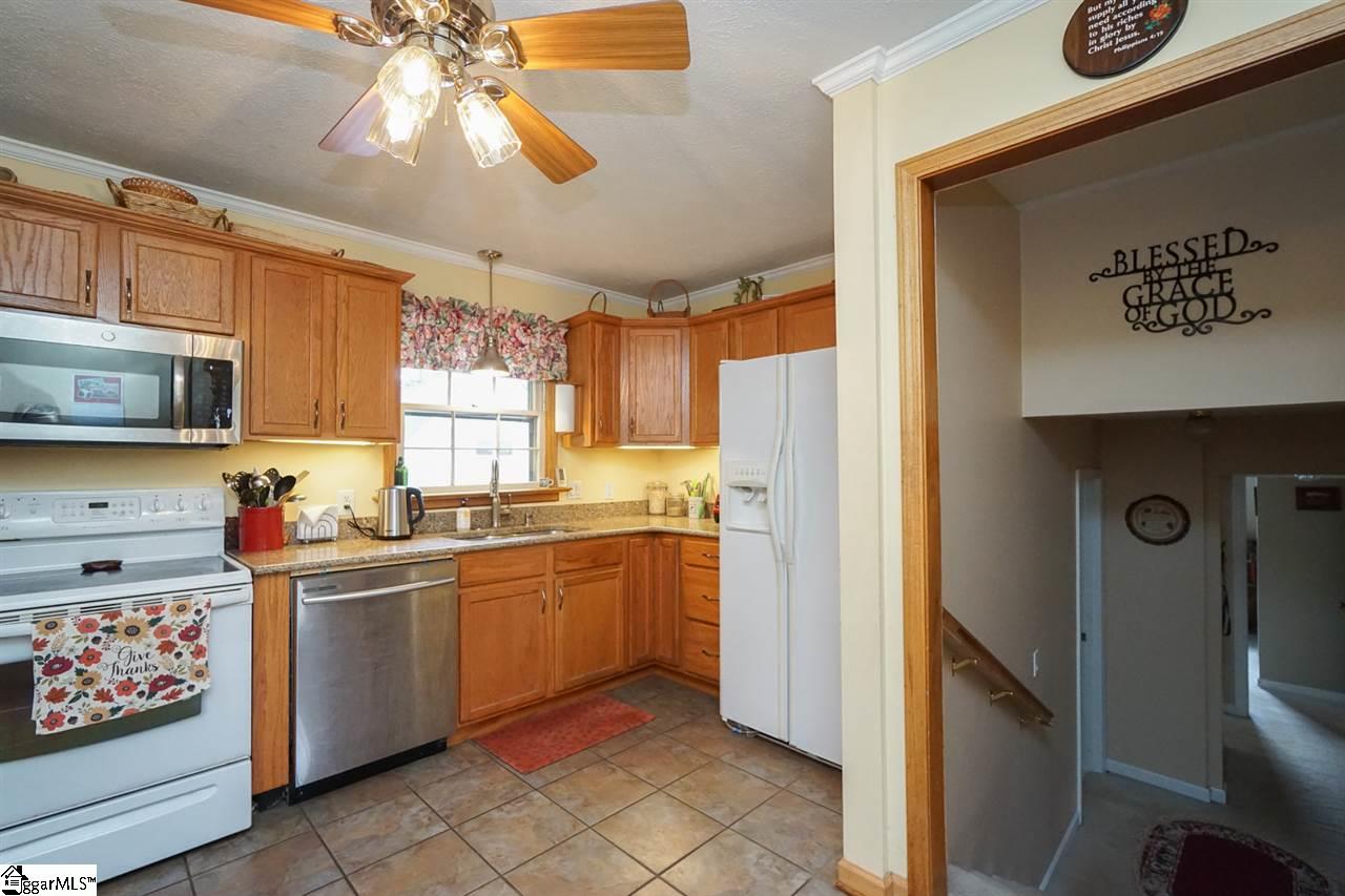 6015 State Park Road Travelers Rest, SC 29690 - Photo 13 of 34 Gallery Image 13