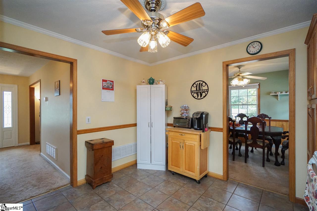 6015 State Park Road Travelers Rest, SC 29690 - Photo 14 of 34 Gallery Image 14