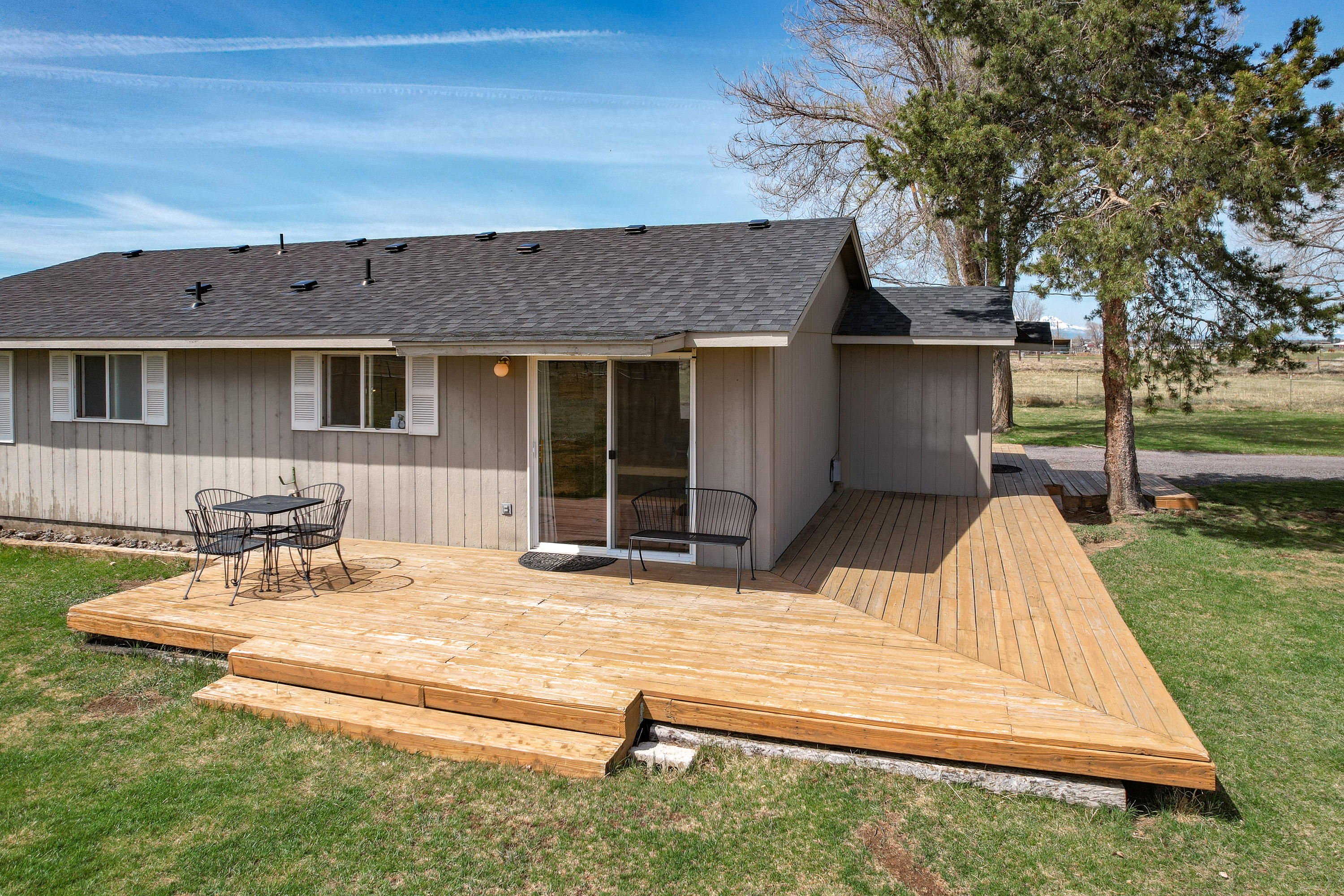 26625 Horsell Road Bend, OR 97701 - Photo 15 of 40 DJI_0612-Edit
