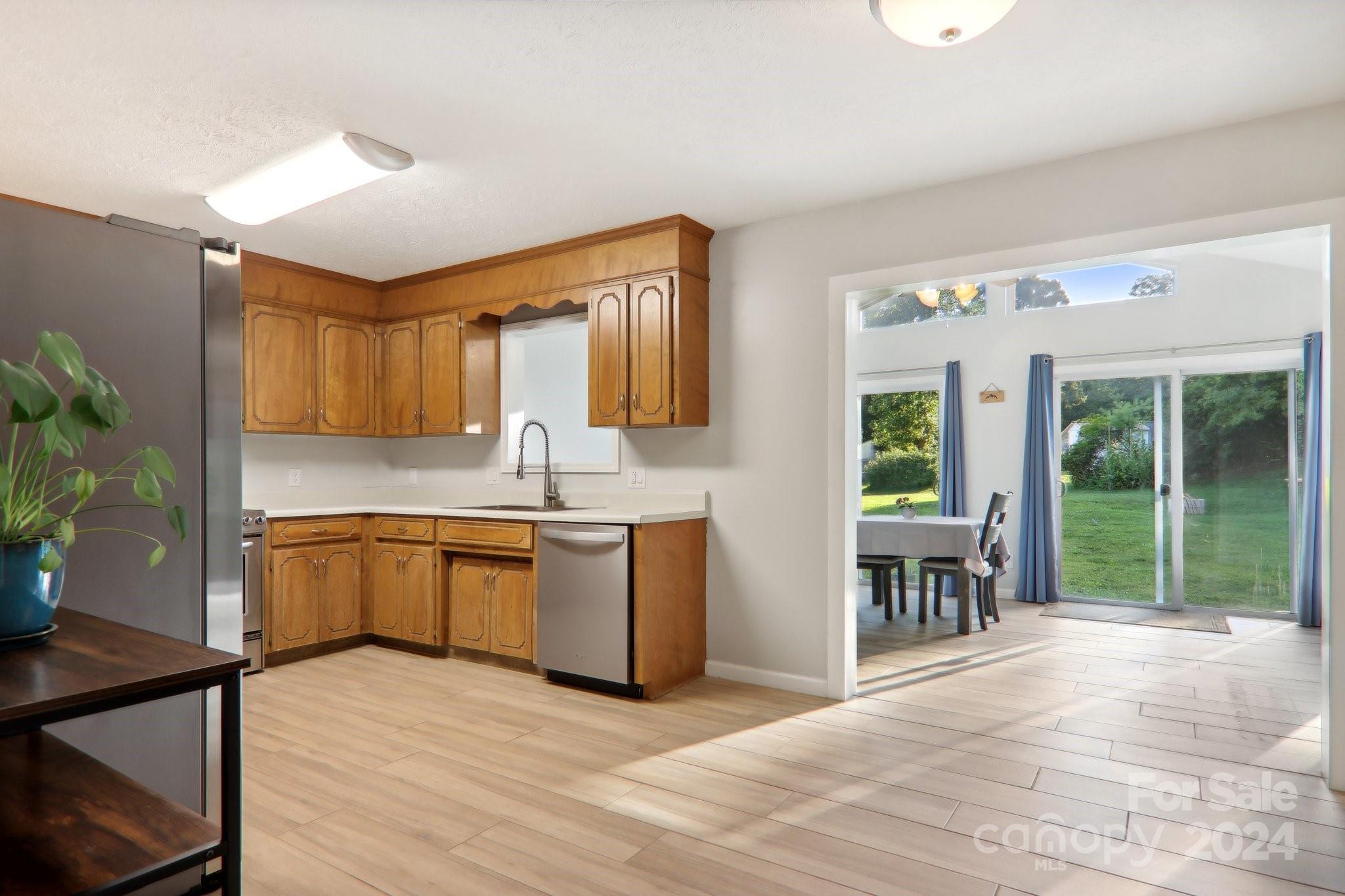 311 Hunters Ridge Road Mills River, NC 28759 - Photo 11 of 45 Gallery Image 11