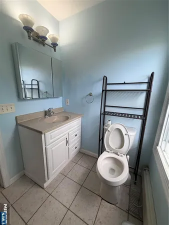$2,500 | 65 Grand Street, Paterson, NJ 07501