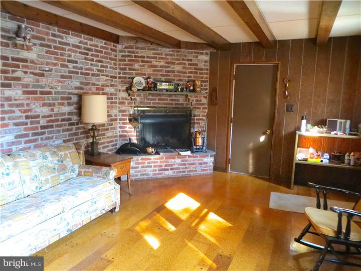 110 Swarthmore Avenue Rutledge, PA 19070 - Photo 6 of 20 Family Room