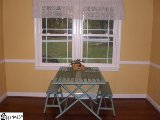 9 Heatherbrook Road Greenville, SC 29615 - Photo 5 of 21 Gallery Image 5