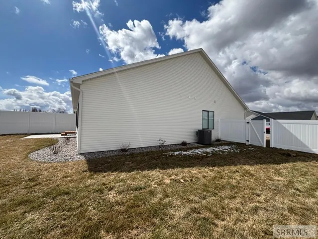 $399,000 | 621 Jeanine Drive, Sugar City, ID 83448