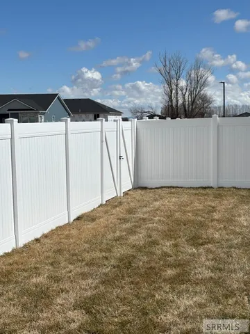 $399,000 | 621 Jeanine Drive, Sugar City, ID 83448