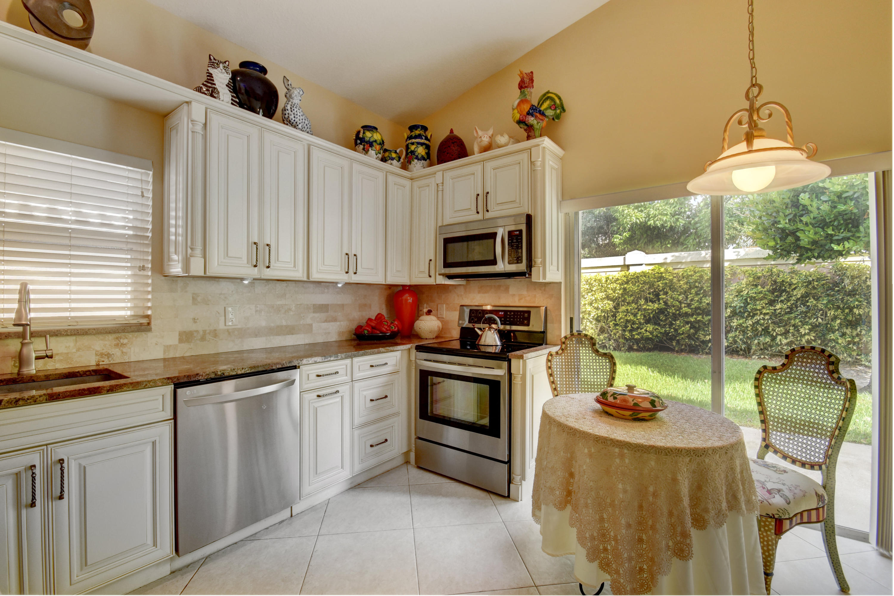 7469 Chorale Road Boynton Beach, FL 33437 - Photo 7 of 68 Remodeled kitchen