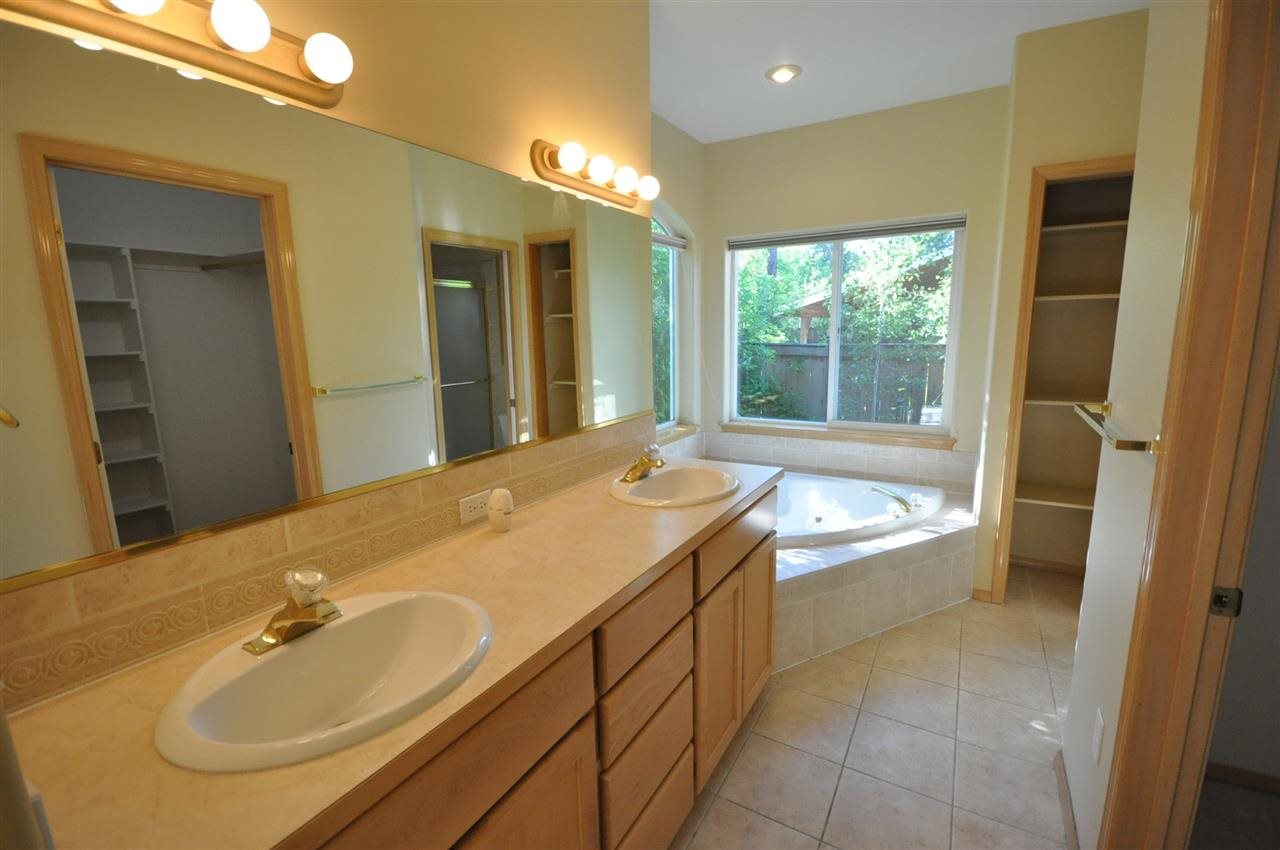 15925 North Pineview Road Spokane, WA 99208 - Photo 11 of 18 Gallery Image 11