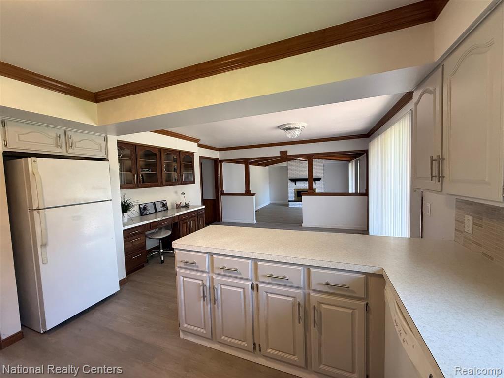 37625 Ryan Road Sterling Heights, MI 48310 - Photo 11 of 30 Gallery Image 11