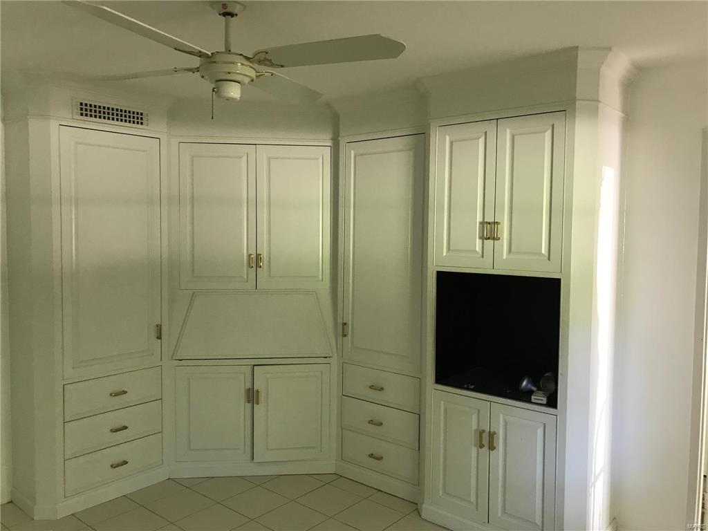 812 Culloden Road St. Louis, MO 63122 - Photo 4 of 17