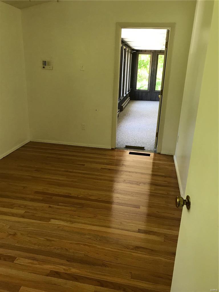 812 Culloden Road St. Louis, MO 63122 - Photo 8 of 17