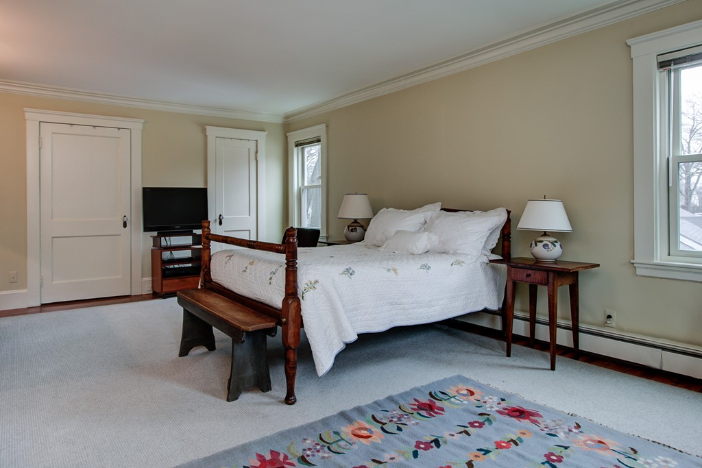 121 Warren Road Framingham, MA 01702 - Photo 20 of 30 Gallery Image 20