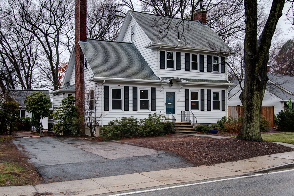 121 Warren Road Framingham, MA 01702 - Photo 2 of 30 Gallery Image 2