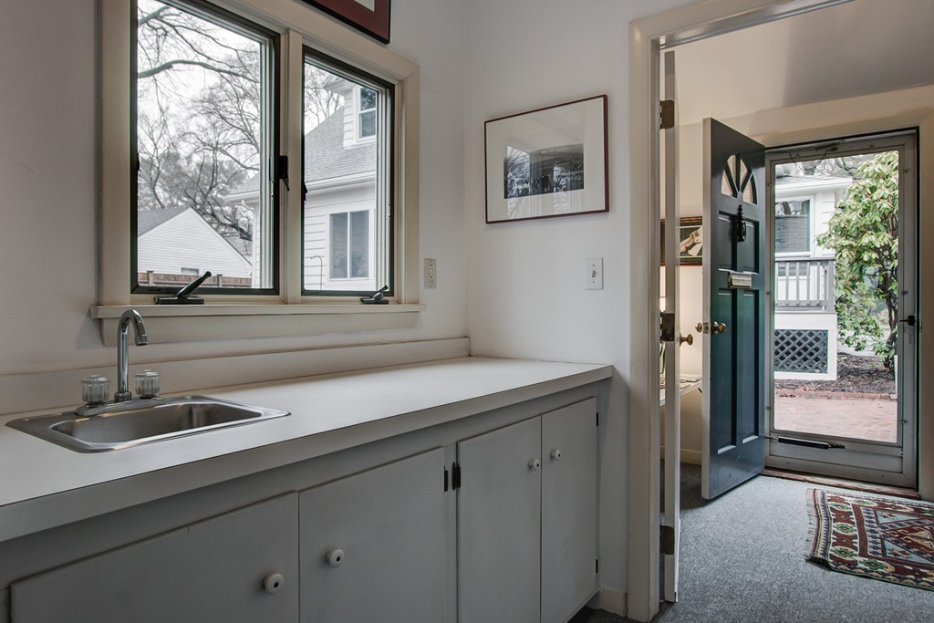 121 Warren Road Framingham, MA 01702 - Photo 26 of 30 Gallery Image 26