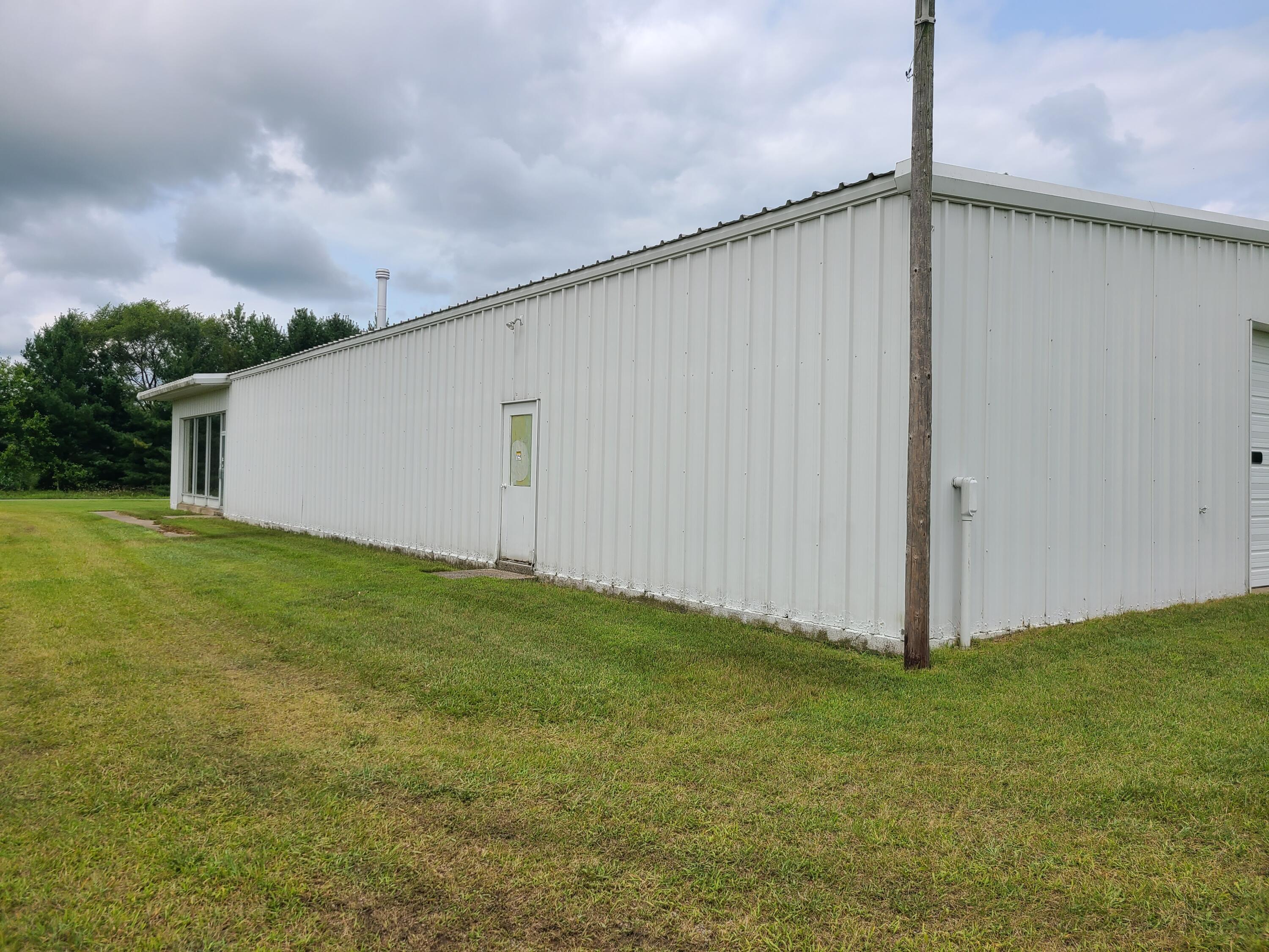 35661 82nd Avenue Decatur, MI 49045 - Photo 3 of 17 20240724_154903