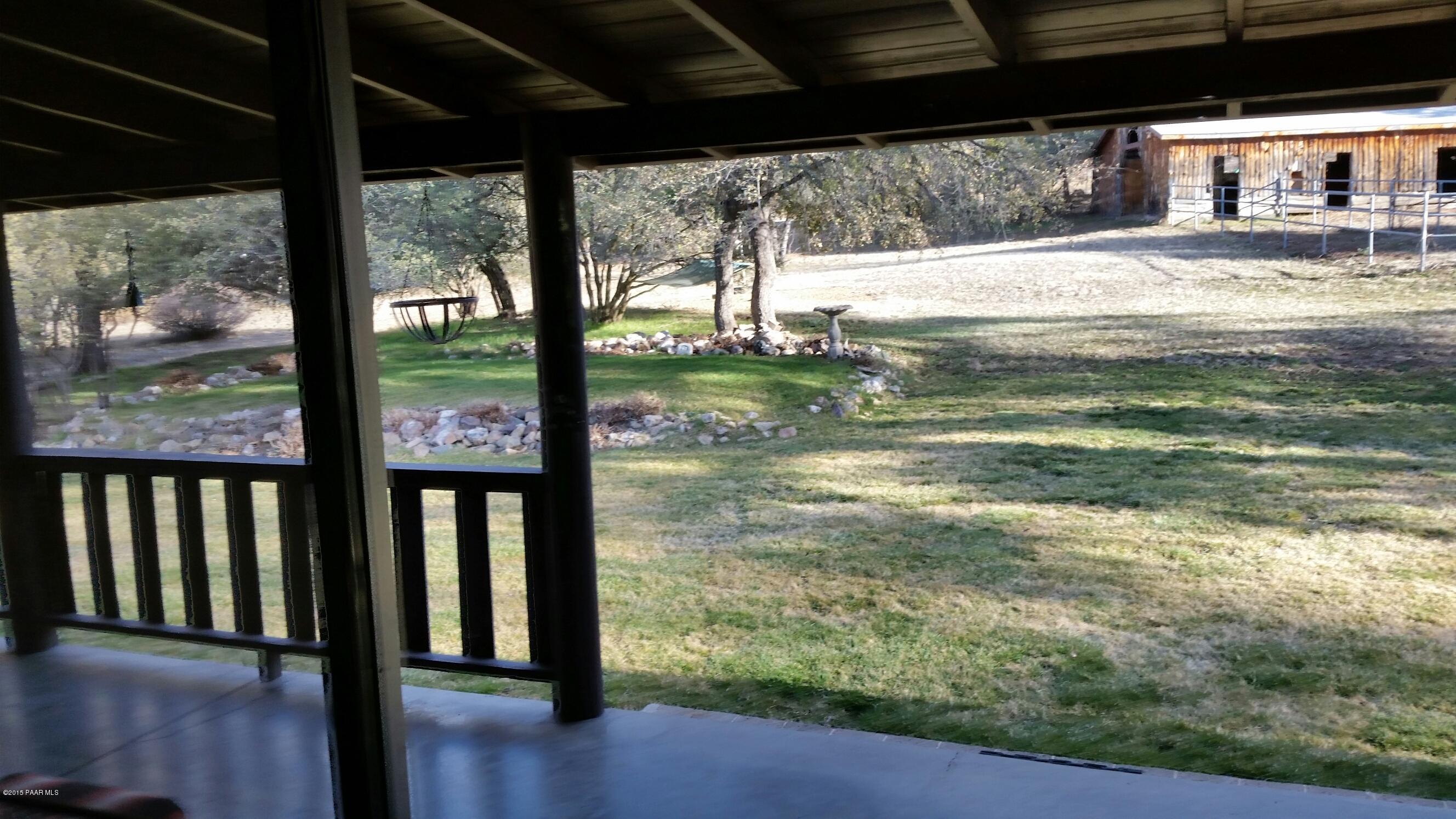 2527 Shadow Valley Ranch Road Prescott, AZ 86305 - Photo 11 of 28 Shadow looking out back window