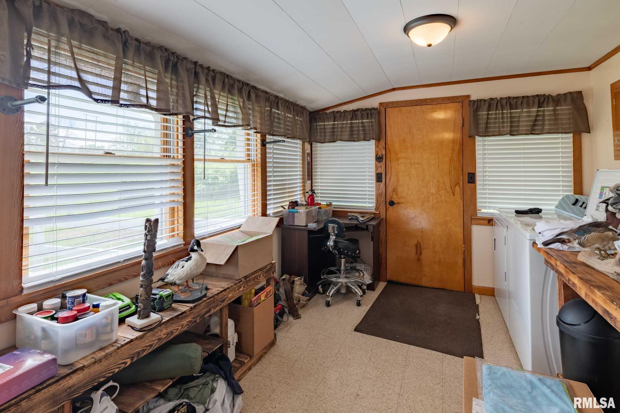 145 Roosevelt Loop Vienna, IL 62995 - Photo 19 of 36 Gallery Image 19