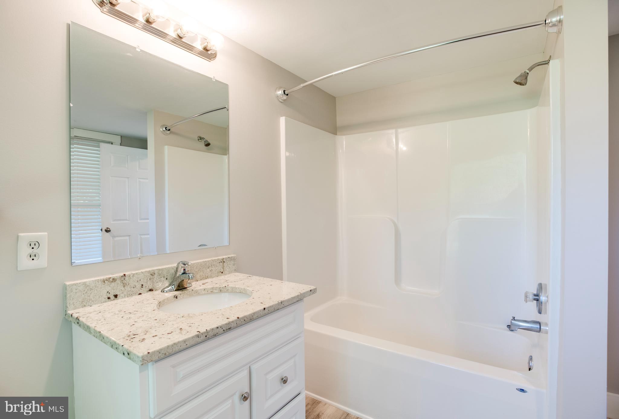 9220 White Shop Road Culpeper, VA 22701 - Photo 20 of 31 Primary Bathroom