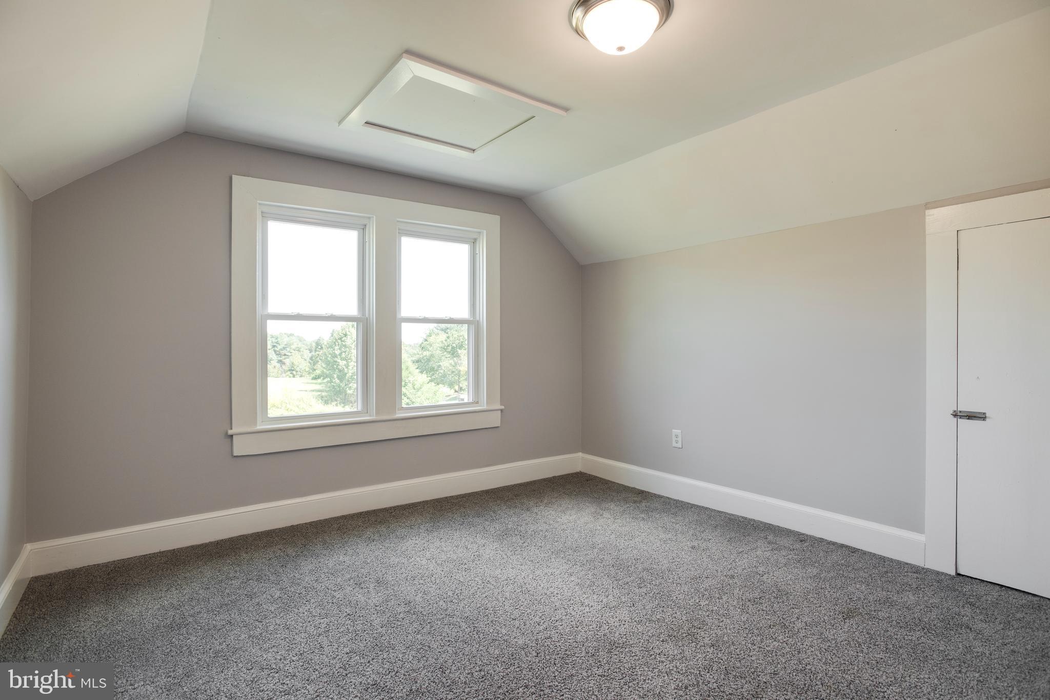 9220 White Shop Road Culpeper, VA 22701 - Photo 23 of 31 Upstairs bedroom