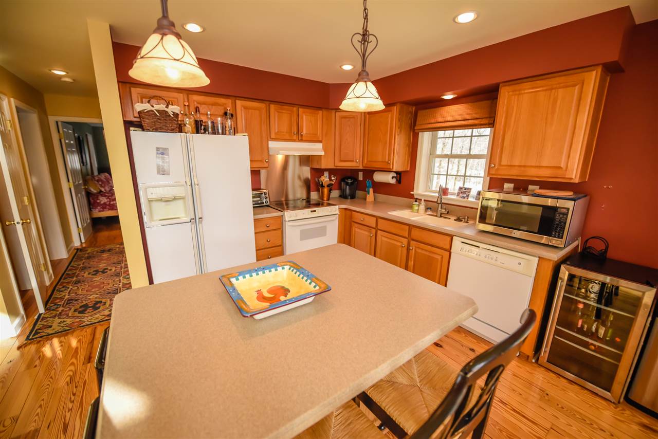 6 Fox Mountain Road Wilmington, VT 05363 - Photo 4 of 19 Gallery Image 4