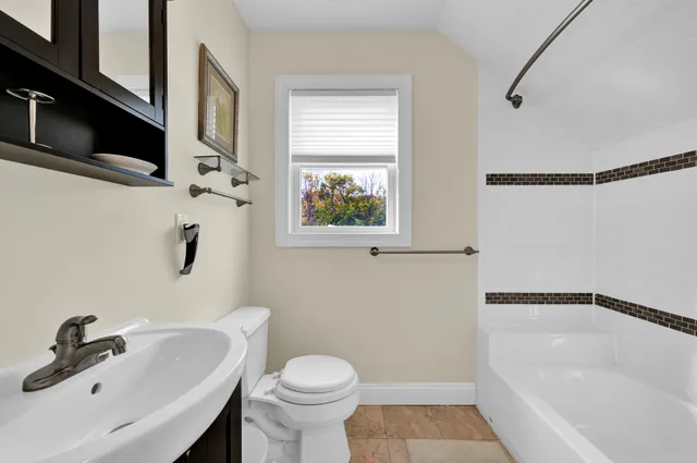 $18,000 | Undisclosed Address, Westhampton, NY 11978