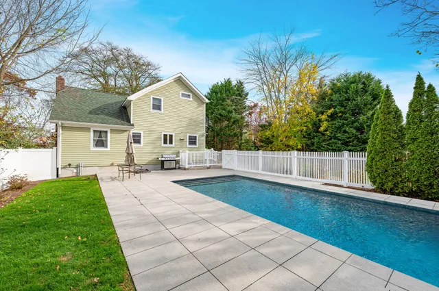 $18,000 | Undisclosed Address, Westhampton, NY 11978