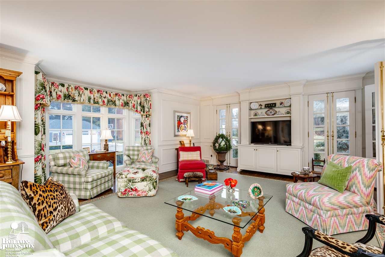 27 Beacon Hill Road Grosse Pointe Farms, MI 48236 - Photo 4 of 51