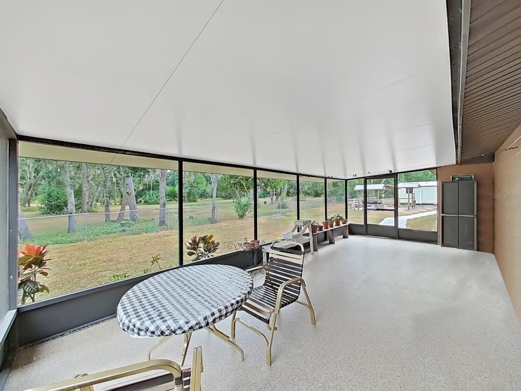 4105 Robinson Road Valrico, FL 33594 - Photo 30 of 58