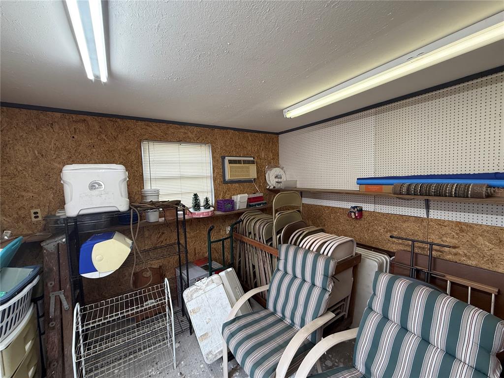 4105 Robinson Road Valrico, FL 33594 - Photo 44 of 58