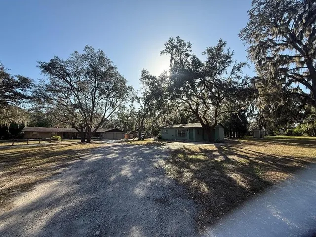 $899,500 | 4105 Robinson Road, Valrico, FL 33594