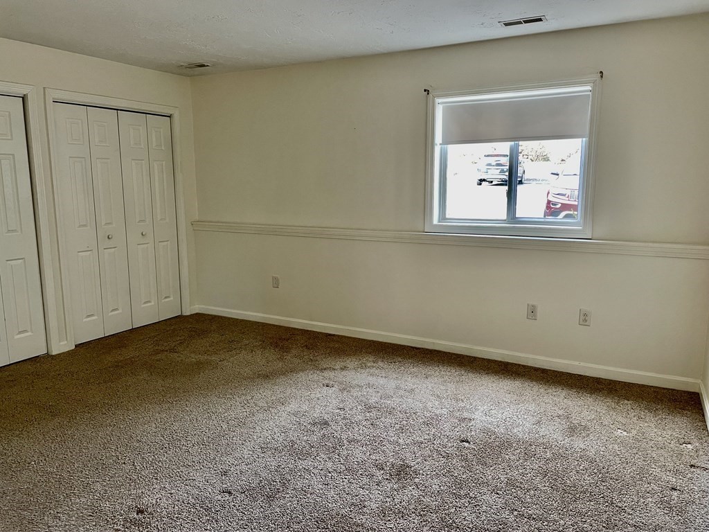 330 Sunderland Road, Unit 61 Worcester, MA 01604 - Photo 8 of 22 Gallery Image 8