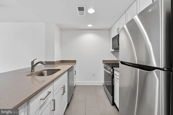 $2,600 | 50 Florida Avenue Northeast, Unit 209, Washington, DC 20002