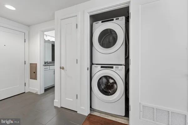 $2,600 | 50 Florida Avenue Northeast, Unit 209, Washington, DC 20002