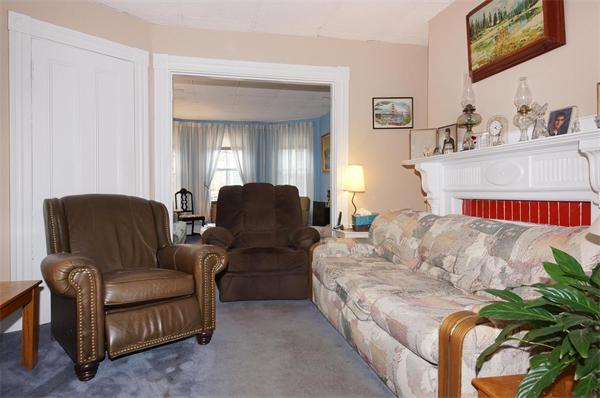 18 Rockingham Street Cambridge, MA 02139 - Photo 11 of 24