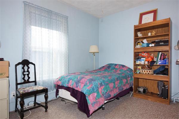 18 Rockingham Street Cambridge, MA 02139 - Photo 16 of 24