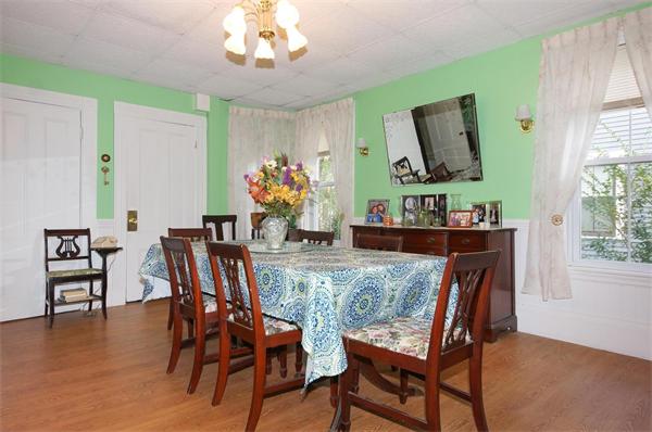 18 Rockingham Street Cambridge, MA 02139 - Photo 7 of 24