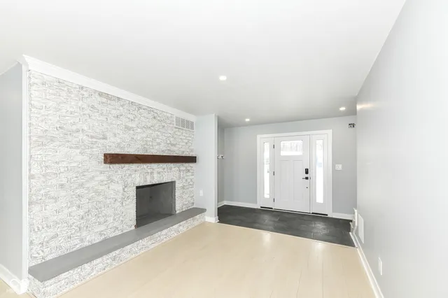 $349,900 | 7748 Hillcrest Drive, Mooresville, IN 46158