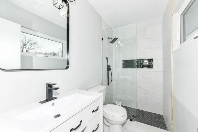 $349,900 | 7748 Hillcrest Drive, Mooresville, IN 46158