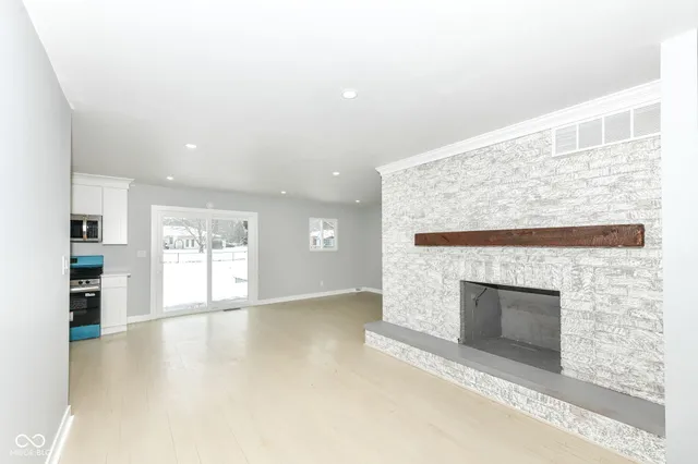 $349,900 | 7748 Hillcrest Drive, Mooresville, IN 46158