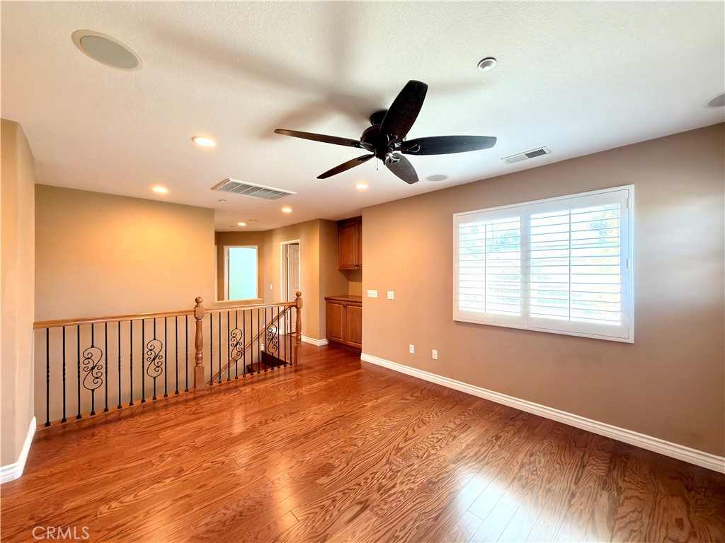 4140 Garvey Way Riverside, CA 92501 - Photo 18 of 48 Gallery Image 18