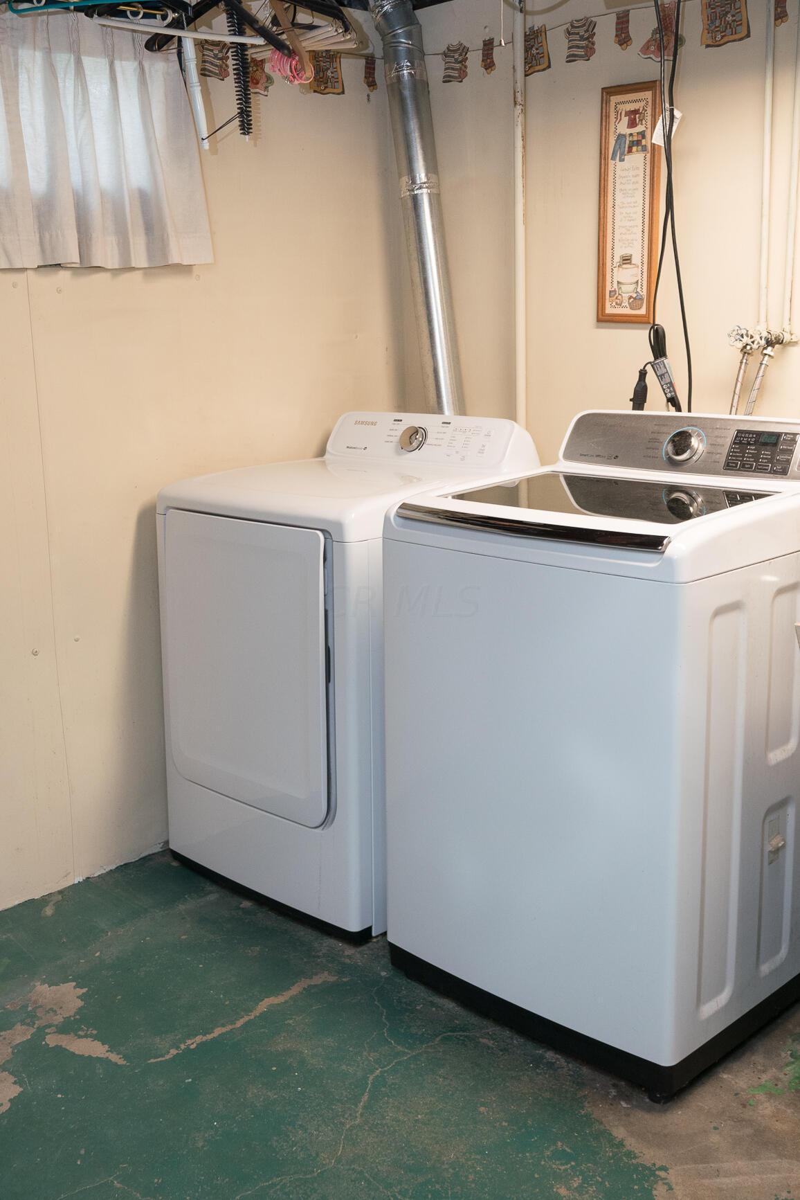 473 Tibet Road Columbus, OH 43202 - Photo 30 of 40 washer/dryer to convey with house