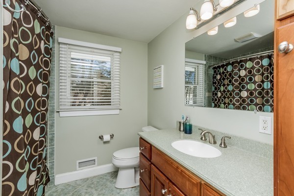 10 Old Tavern Road Wayland, MA 01778 - Photo 19 of 28 Gallery Image 19