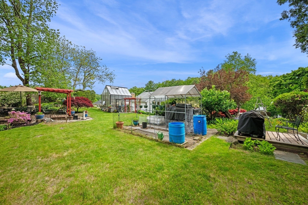 88 Moffatt Road Salem, MA 01970 - Photo 31 of 37