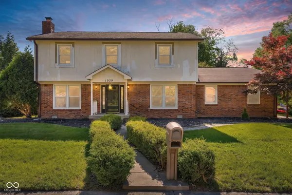$340,000 | 1039 Ridgeview Court, Avon, IN 46123