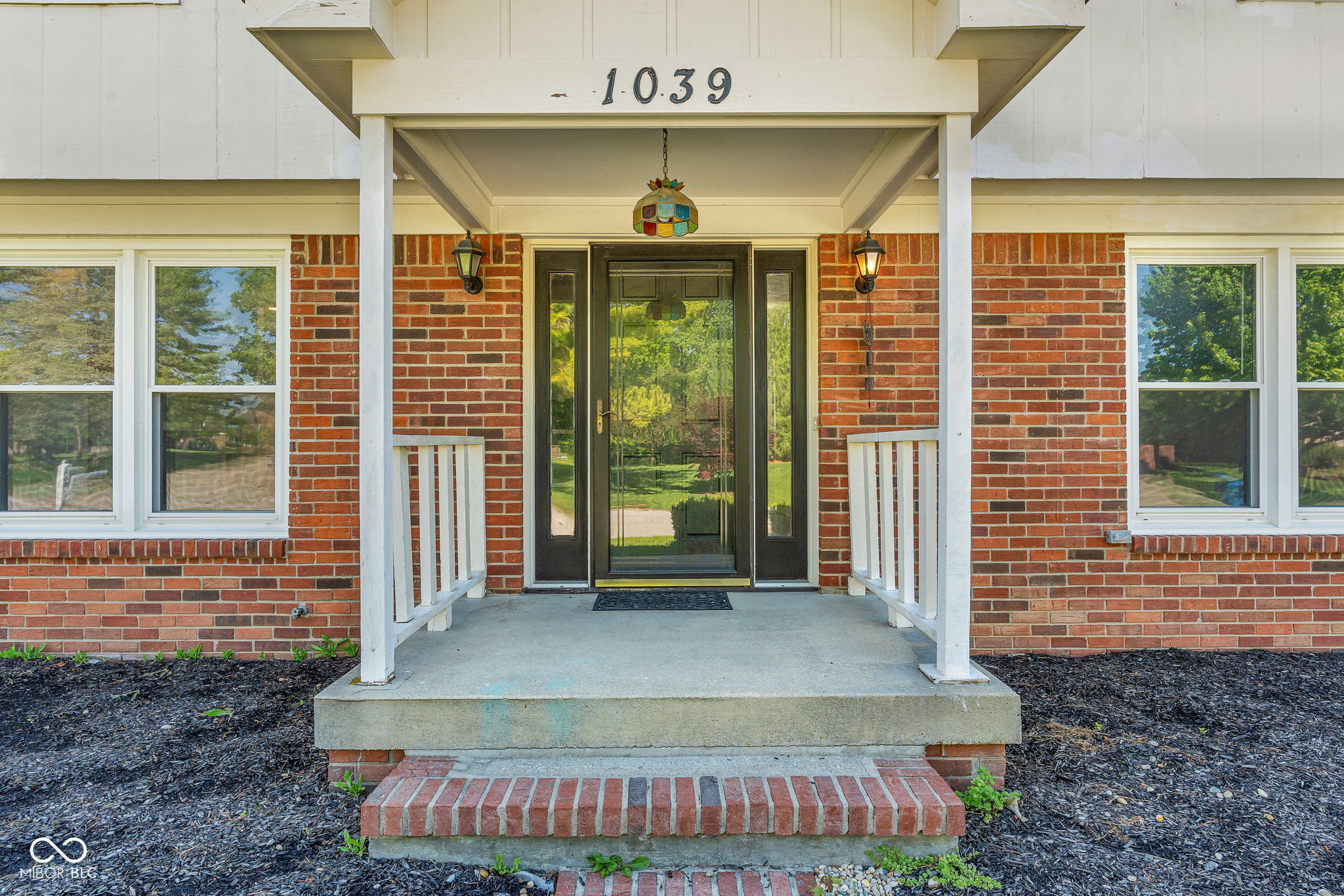 1039 Ridgeview Court Avon, IN 46123 - Photo 4 of 68