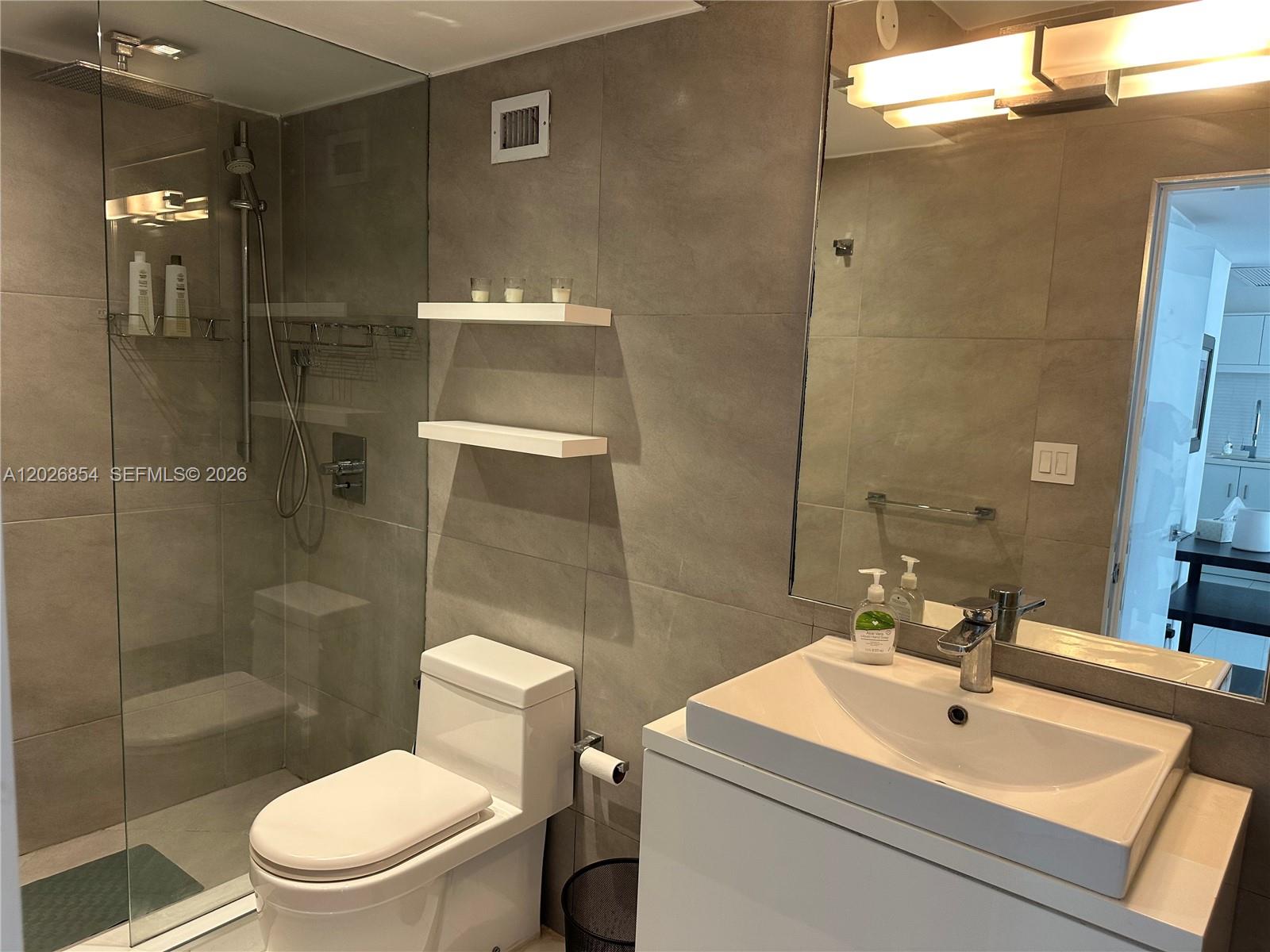 100 Lincoln Road, Unit 835 Miami Beach, FL 33139 - Photo 9 of 14