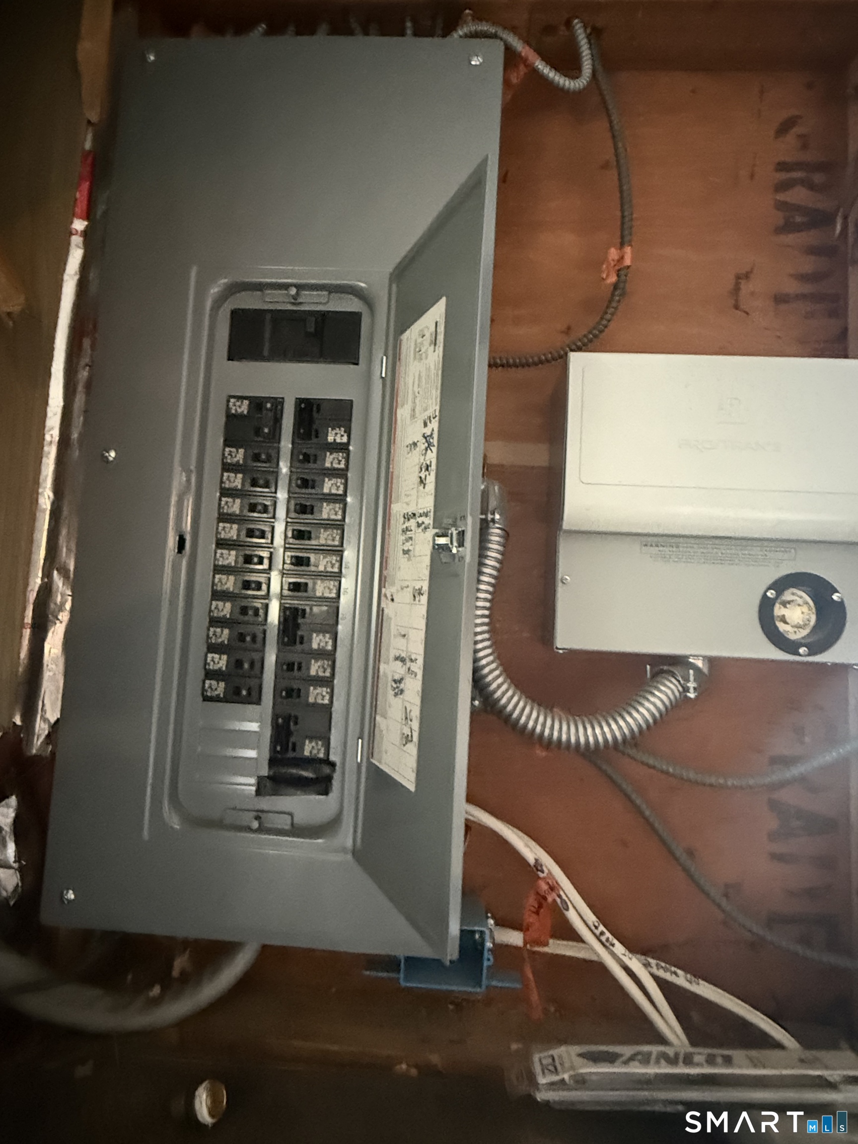 438 Hill Road Thomaston, CT 06787 - Photo 23 of 25 Generator Disconnect