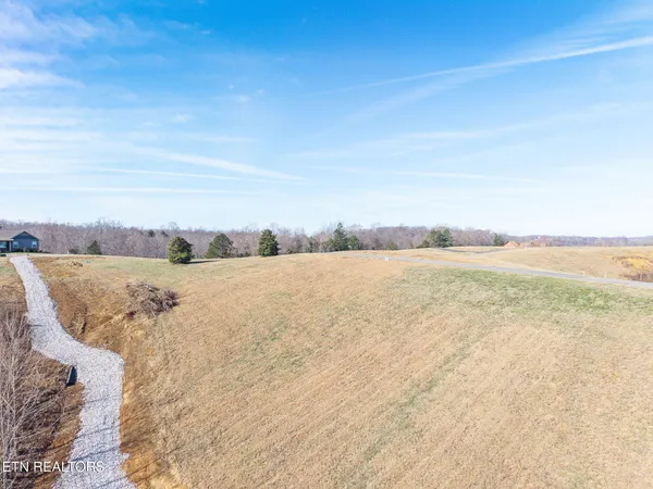 $75,000 | Lot 32 Holly Bend Drive, Byrdstown, TN 38549