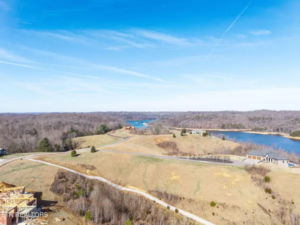 $75,000 | Lot 32 Holly Bend Drive, Byrdstown, TN 38549