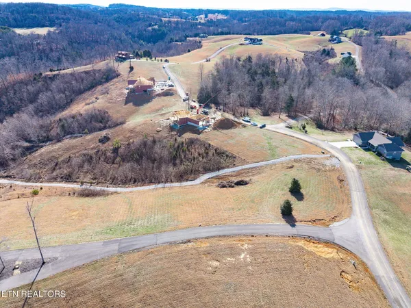 $75,000 | Lot 32 Holly Bend Drive, Byrdstown, TN 38549