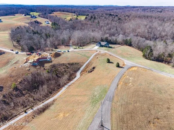 $75,000 | Lot 32 Holly Bend Drive, Byrdstown, TN 38549